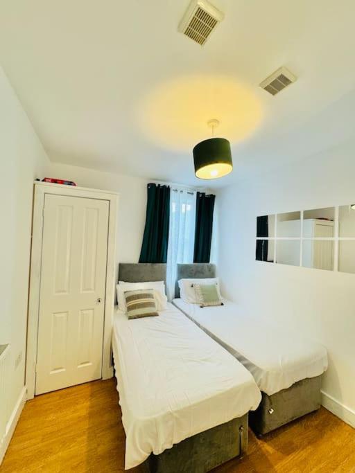 Apartamento Classy Center With Free Parking