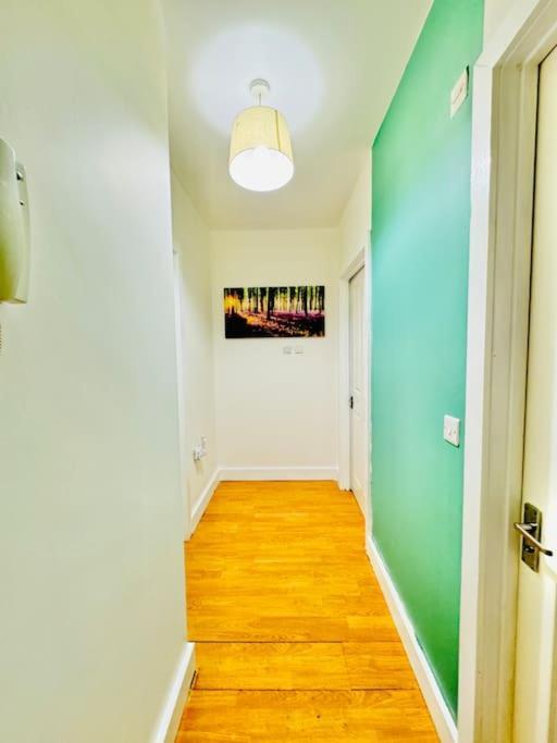 Apartment Classy Center With Free Parking *